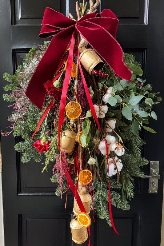 Handmade Christmas Swag: Fresh Foliage & Festive Accents
